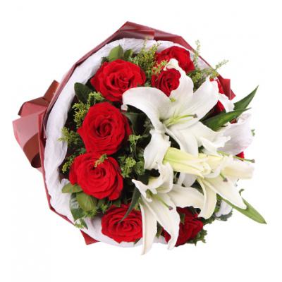 缘份-11枝红玫瑰，2枝多头白香水百合，黄莺10枝