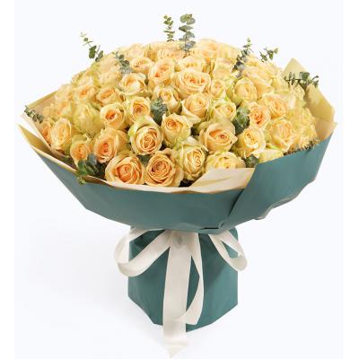 99的爱-香槟玫瑰99枝，尤加利15枝