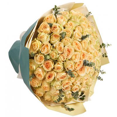 99的爱-香槟玫瑰99枝，尤加利15枝