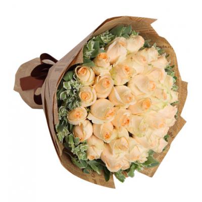 爱的华尔兹-香槟玫瑰33枝，叶上花10枝