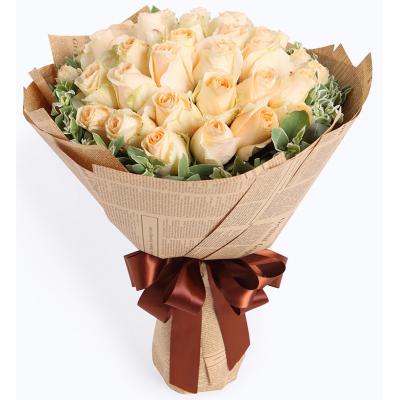 爱的华尔兹-香槟玫瑰33枝，叶上花10枝