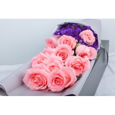 窈窕淑女/高档礼盒装鲜花:戴安娜粉玫瑰11枝，勿忘我适量