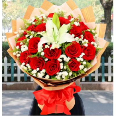 一心爱你-19朵红玫瑰加一支多头百合加满天星