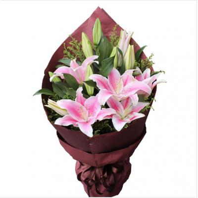 温馨相伴-5支精品多头粉百合，搭配适量黄莺