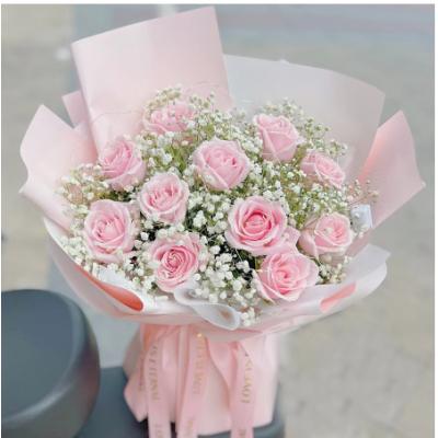 粉色心情-11朵粉雪山玫瑰.满天星