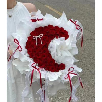 我爱你-52支红玫瑰月牙造型