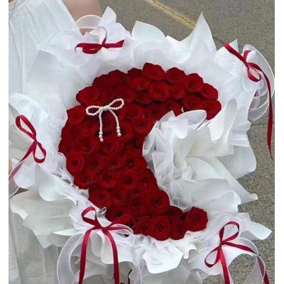 我爱你-52支红玫瑰月牙造型